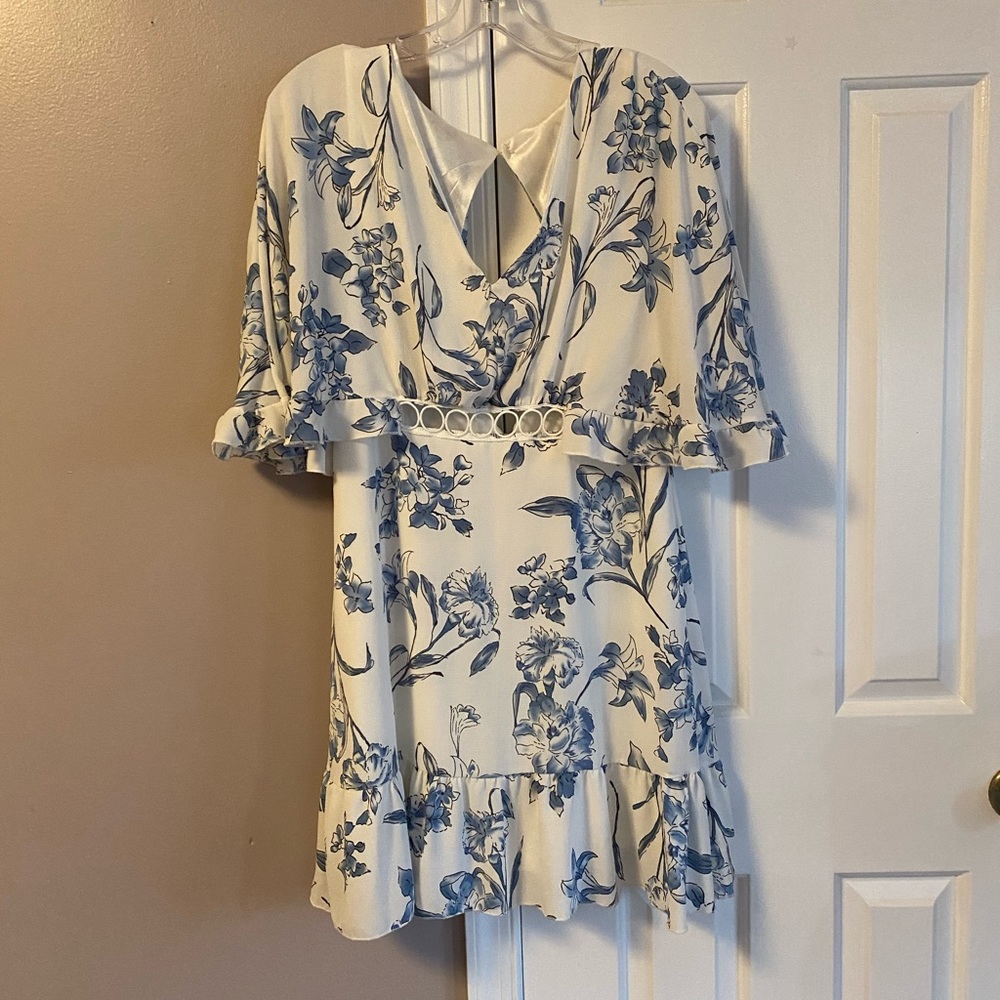 NWT summer bat wing dress
